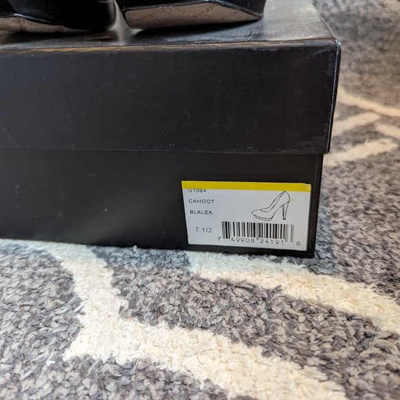 7.5 L.A.M.B. Black Leather Platform High Heel - Picture 4 of 5